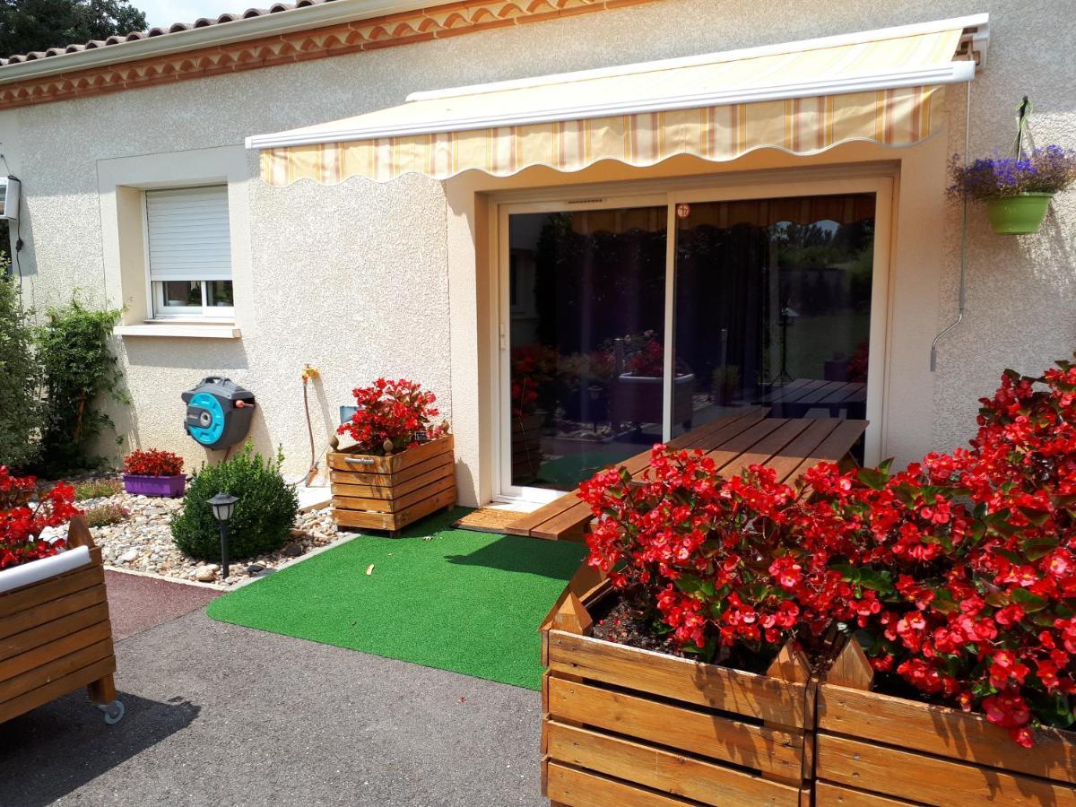 La Chenaie Bed & Breakfast Sainte-Marthe  Bagian luar foto