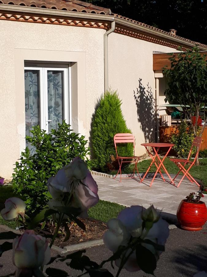 La Chenaie Bed & Breakfast Sainte-Marthe  Bagian luar foto