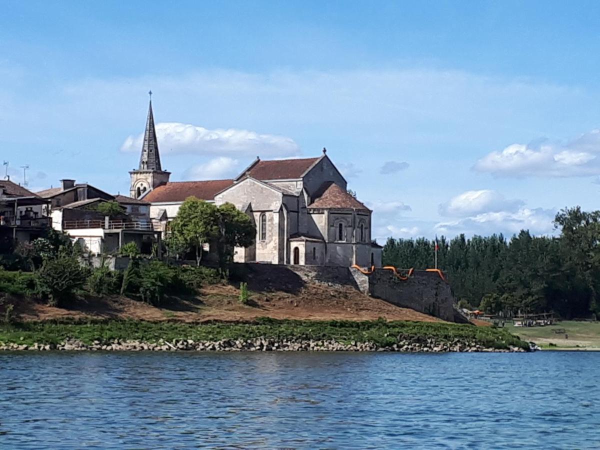 La Chenaie Bed & Breakfast Sainte-Marthe  Bagian luar foto